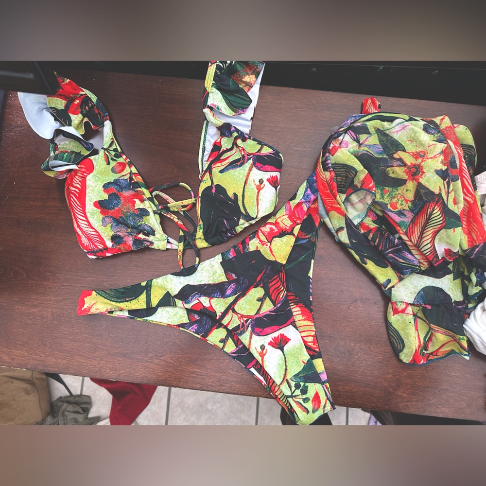 SHEIN Cheeky Bikini with Coverup
